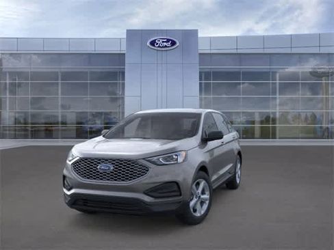 New 2024 Ford Edge SE image 2