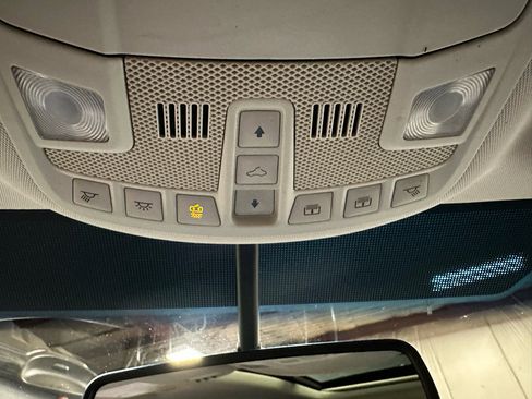 Used 2015 Ford Edge Titanium w/ Equipment Group 301A image 19