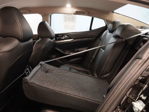 Used 2020 Nissan Maxima 3.5 SV w/ Floor Mat Group FWD image 25