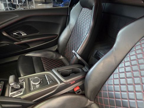 Used 2017 Audi R8 V10 plus AWD/4WD image 32