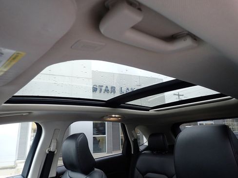 Certified 2022 Ford Edge SEL w/ Convenience Package image 20