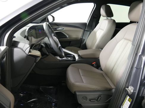 Certified 2025 Audi Q5 Premium w/ Convenience Package AWD/4WD image 9