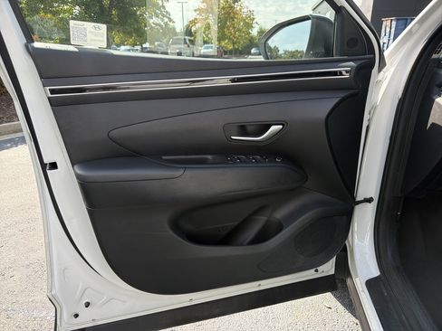 Used 2024 Hyundai Tucson SEL FWD image 24