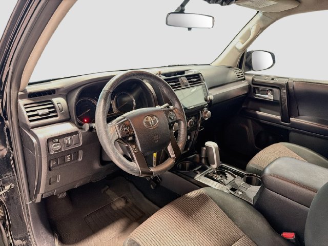 Used 2019 Toyota 4Runner TRD Off-Road AWD/4WD image 8