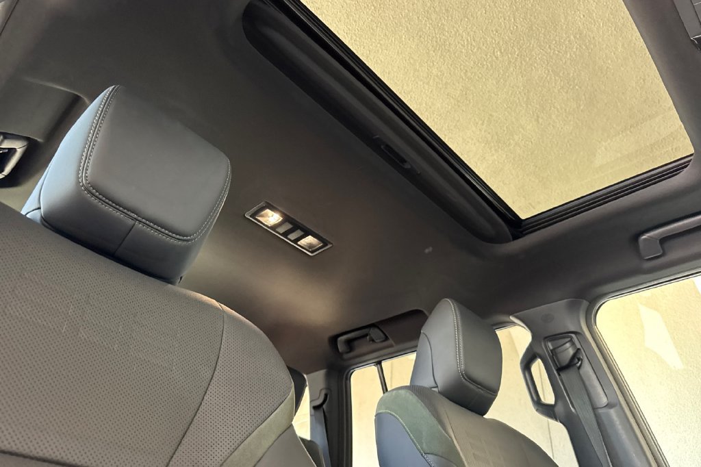 Used 2024 Lexus GX 550 AWD/4WD image 19
