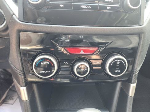 Used 2020 Subaru Forester Premium image 17