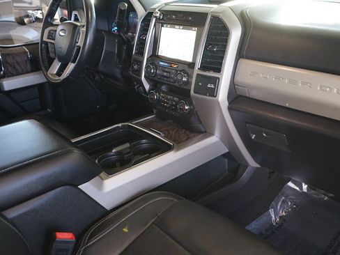Used 2019 Ford F350 Lariat w/ Lariat Ultimate Package image 18