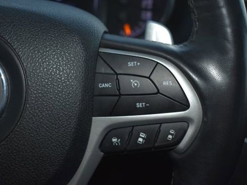 Used 2018 Jeep Grand Cherokee Summit AWD/4WD image 26