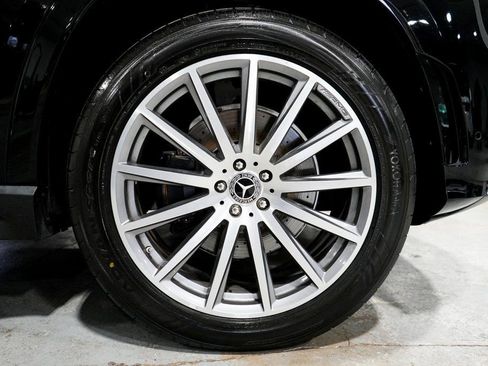 Used 2021 Mercedes-Benz GLS 580 GLS 580 image 39