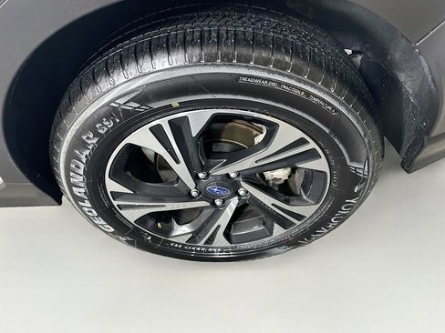 Used 2024 Subaru Crosstrek 2.0i Premium image 11