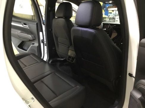 New 2026 GMC Terrain Elevation w/ Elevation Premium Package FWD image 39