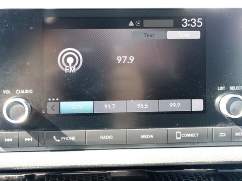 Used 2025 Honda Civic Sport image 31