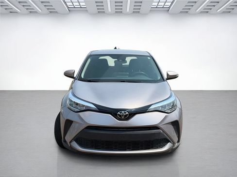 Used 2020 Toyota C-HR LE FWD image 2