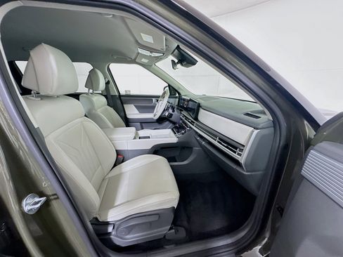 Used 2025 Hyundai Santa Fe SEL image 33