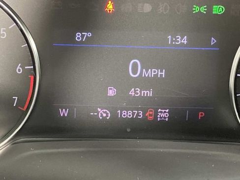 Used 2023 Buick Envision Preferred AWD/4WD image 19