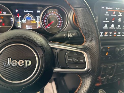 Used 2022 Jeep Gladiator Mojave w/ Cold Weather Group image 26