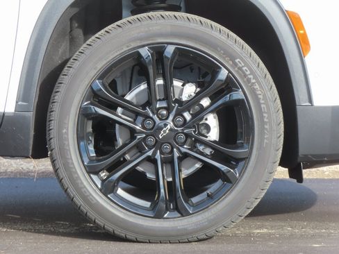 New 2026 Chevrolet Traverse LT w/ Enhanced Driving Package image 16