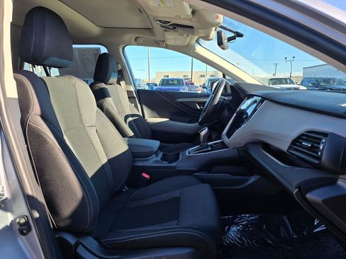 Used 2020 Subaru Outback Premium image 10