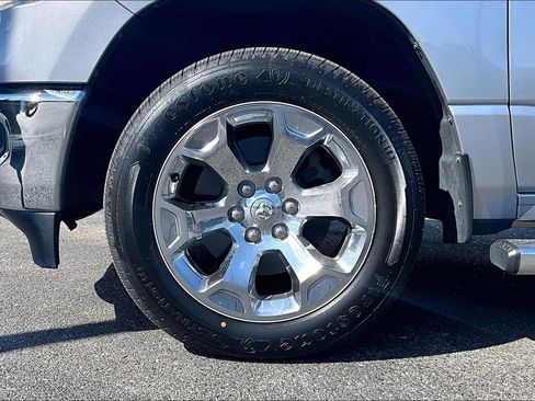 Used 2020 RAM 1500 Big Horn AWD/4WD image 2