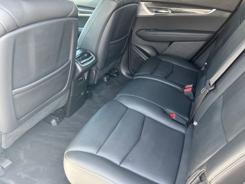Used 2024 Cadillac XT6 Sport w/ LPO, Onyx Lite Package AWD/4WD image 11