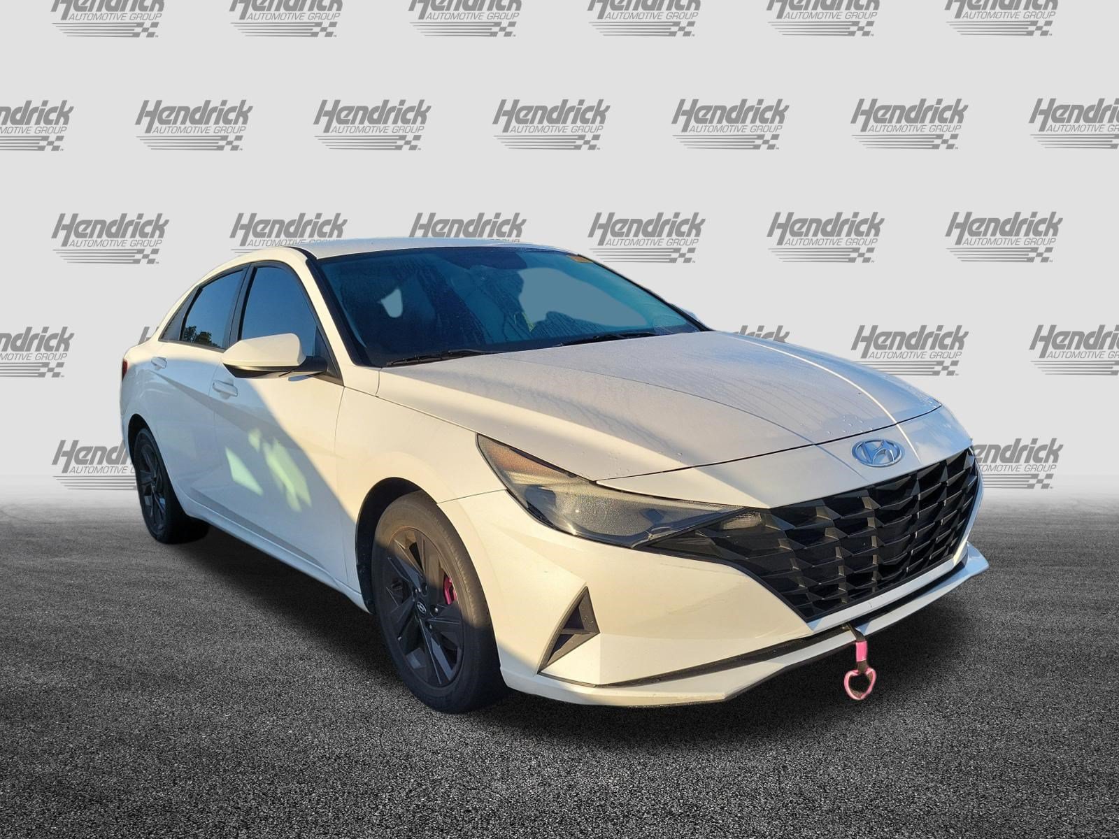Used 2022 Hyundai Elantra SEL w/ Cargo Package FWD image 2