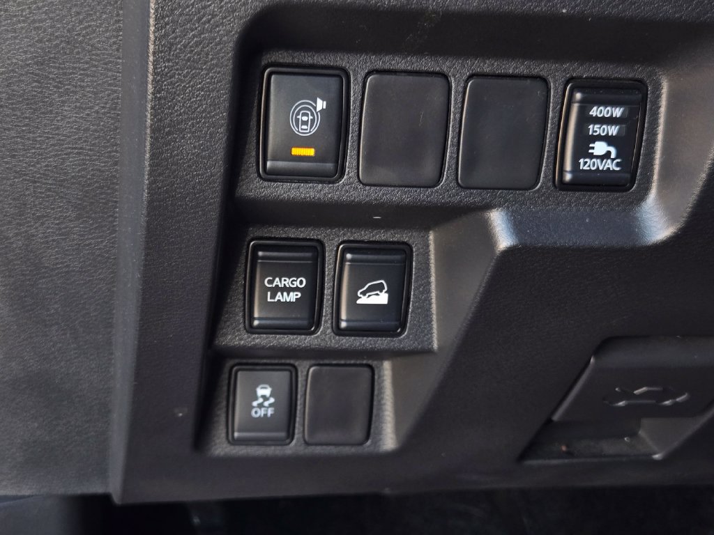 Used 2024 Nissan Frontier SL w/ Technology Package AWD/4WD image 25