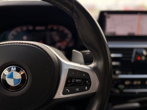 Used 2020 BMW M550i xDrive w/ Executive Package AWD/4WD image 40