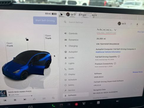 Used 2024 Tesla Model Y Performance image 6