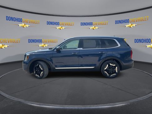 Used 2023 Kia Telluride S w/ S Sunroof Package FWD image 8