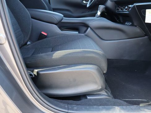 Used 2026 Honda HR-V LX image 10