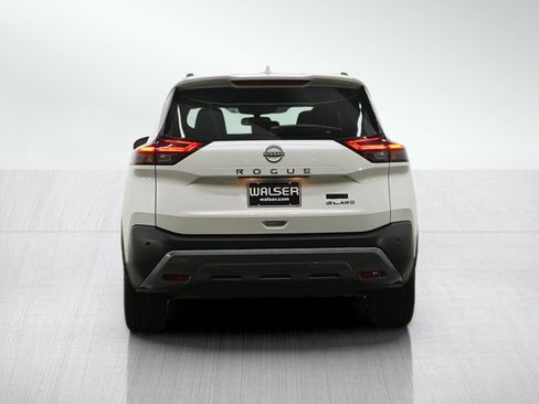 Used 2023 Nissan Rogue SL w/ SL Premium Package AWD/4WD image 4