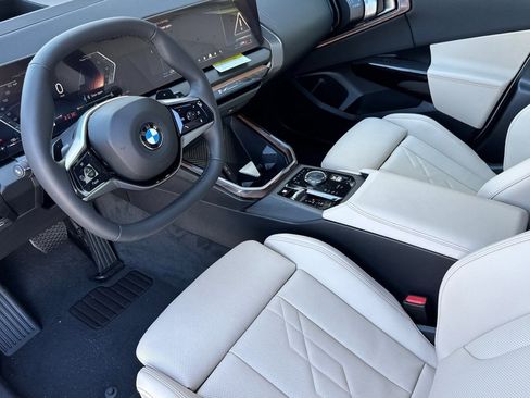 Used 2026 BMW X3 xDrive30 w/ Premium Package image 4