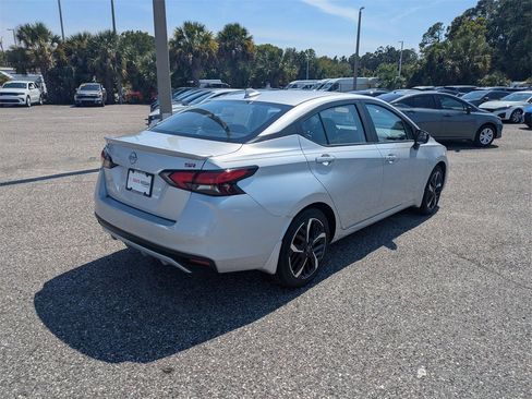 New 2025 Nissan Versa SR w/ Trunk Package image 3