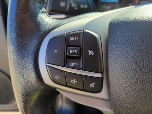 Used 2022 Ford Explorer XLT AWD/4WD image 24