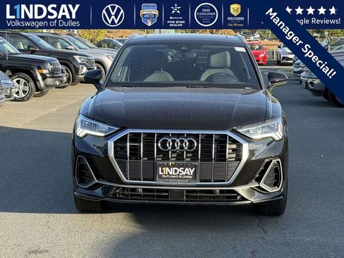 Used 2023 Audi Q3 2.0T Premium Plus w/ Premium Plus Package image 2