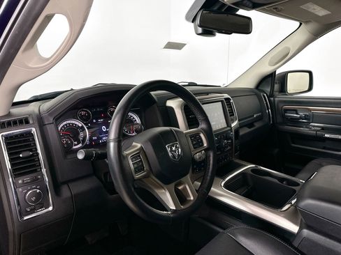 Used 2016 RAM 1500 Laramie w/ Convenience Group AWD/4WD image 9