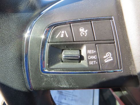 Used 2018 Maserati Levante GranLusso image 20