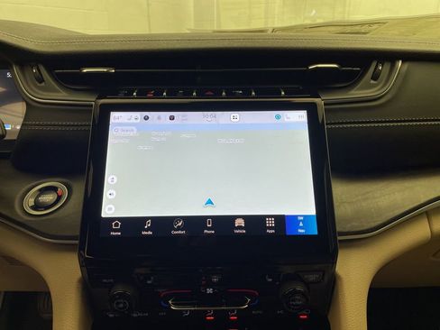 New 2025 Jeep Grand Cherokee L Limited image 13