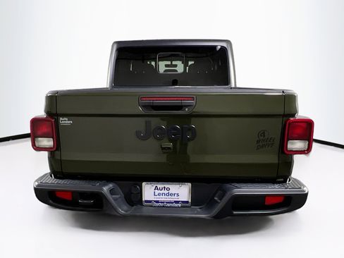 Used 2022 Jeep Gladiator Willys image 6