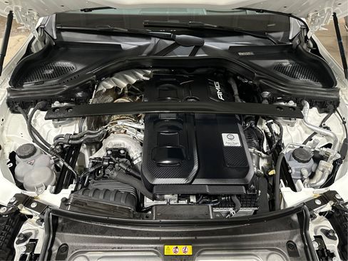 Used 2024 Mercedes-Benz GLC 43 AMG 4MATIC image 24