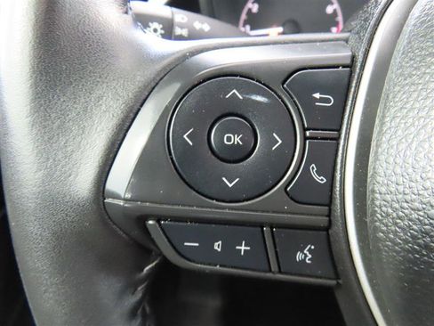 Used 2025 Toyota Corolla SE FWD image 21