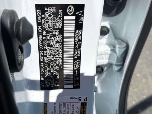 Used 2024 Lexus UX 250h F Sport AWD/4WD image 31