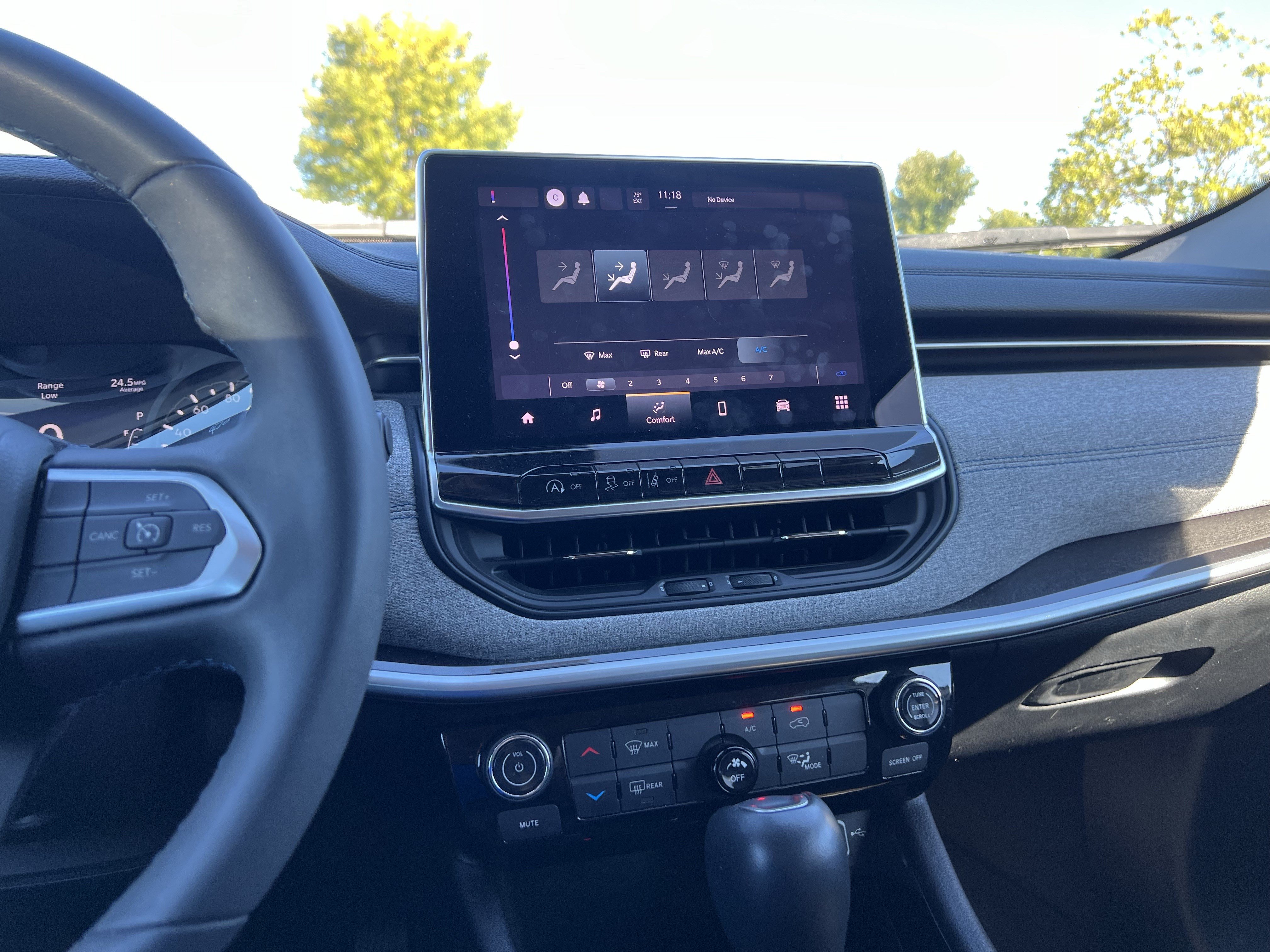 Used 2022 Jeep Compass Latitude FWD image 31
