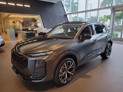 New 2026 Audi Q3 quattro 2.0T image 2