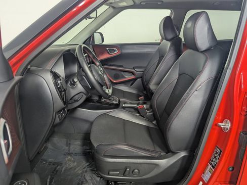 Used 2021 Kia Soul Turbo FWD image 12