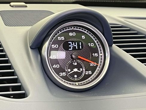 Used 2015 Porsche 911 Turbo S image 25