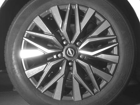 Used 2025 Nissan Altima 2.5 SV image 15