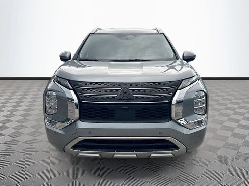 Used 2022 Mitsubishi Outlander SEL FWD image 2