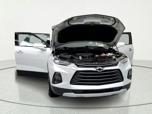 Used 2021 Chevrolet Blazer LT FWD image 15