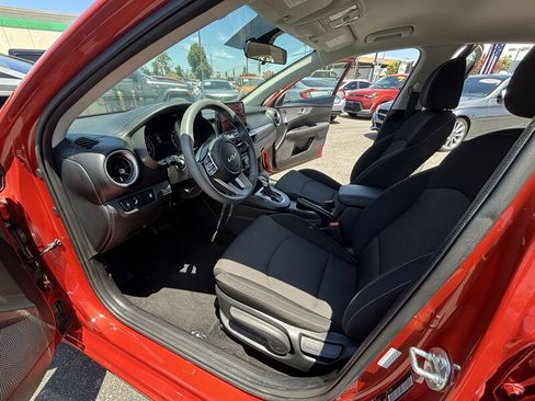 Used 2023 Kia Forte LXS w/ LXS Technology Package FWD image 12